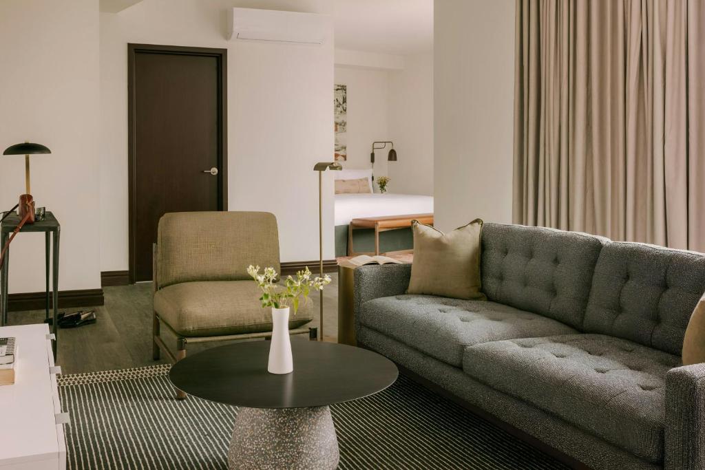 Sonder by Marriott Bonvoy Lambert Apartments Old Montreal - Resim 9