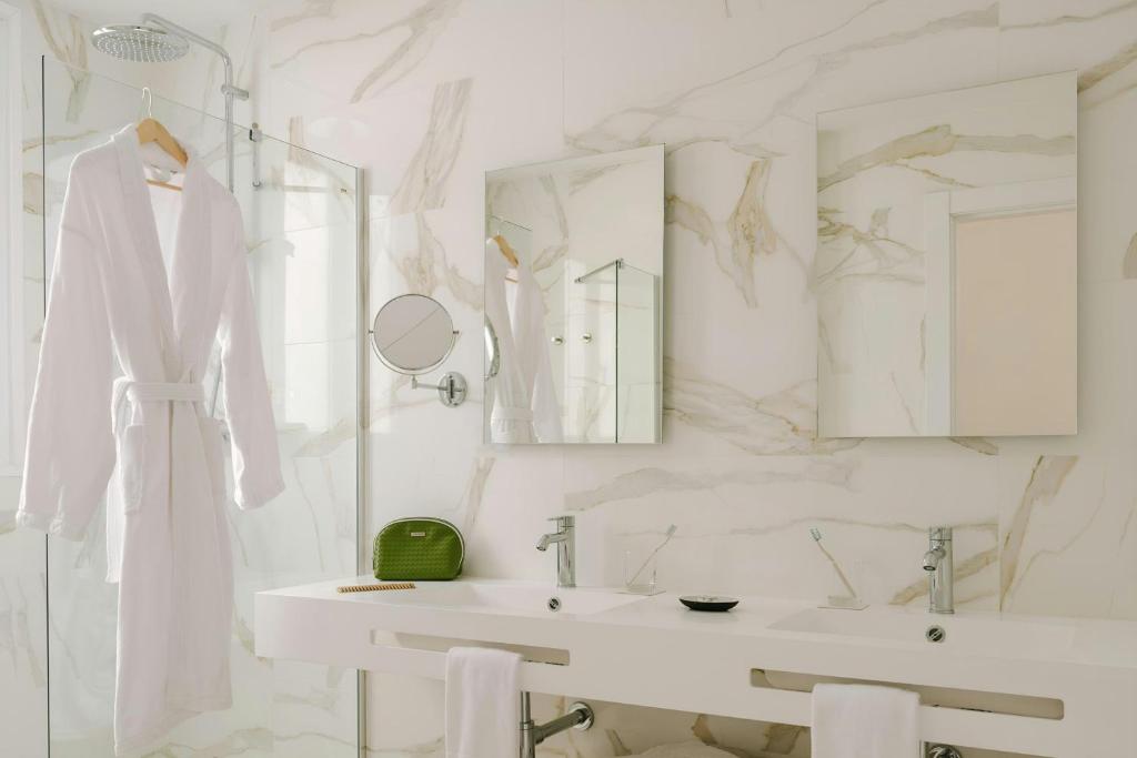 Paseo de Gracia Hotel, Sonder by Marriott Bonvoy - Resim 23