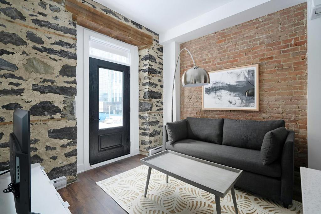 Sonder by Marriott Bonvoy Gare Saint Denis Apartments Downtown - Resim 18