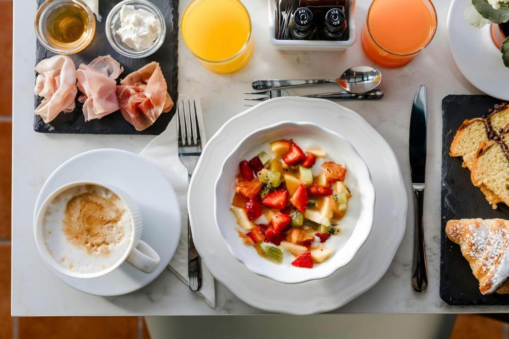 Piazza Di Spagna Hotel, Sonder by Marriott Bonvoy - Resim 15