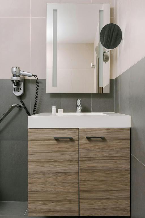 Le Frochot Hotel Pigalle, Sonder by Marriott Bonvoy - Resim 40