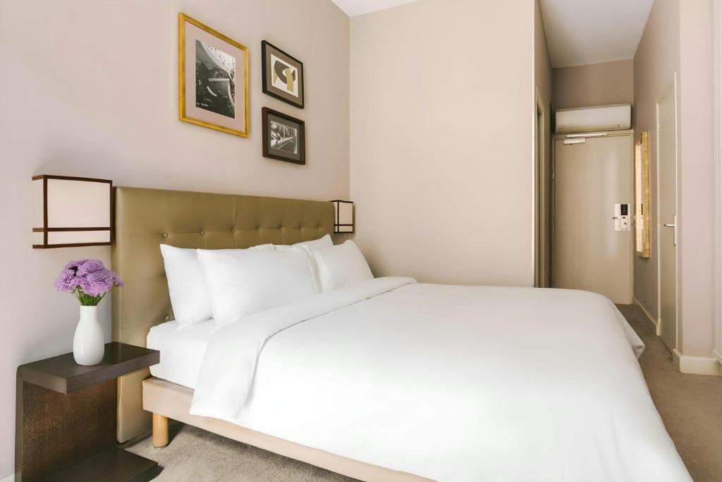 Le Frochot Hotel Pigalle, Sonder by Marriott Bonvoy - Resim 25