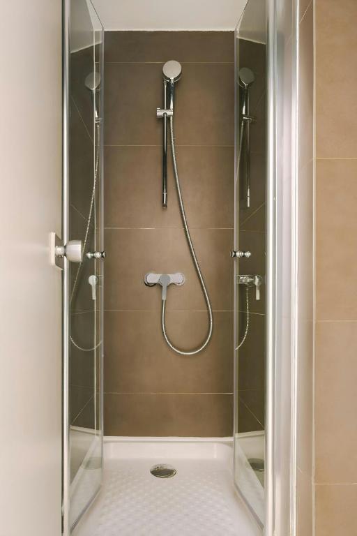 Le Frochot Hotel Pigalle, Sonder by Marriott Bonvoy - Resim 42