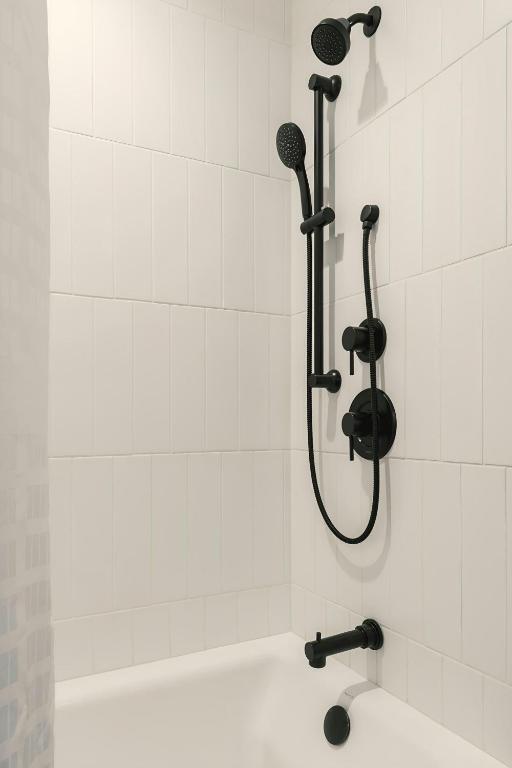 Sonder by Marriott Bonvoy Revival Apartments English Bay - Resim 39