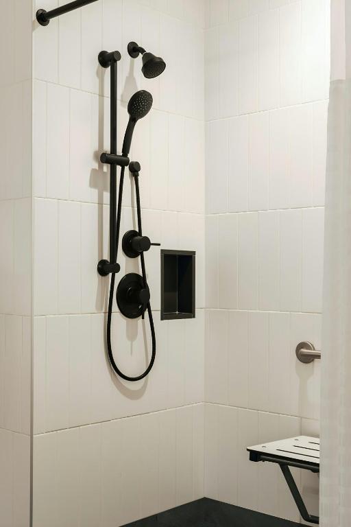 Sonder by Marriott Bonvoy Revival Apartments English Bay - Resim 40