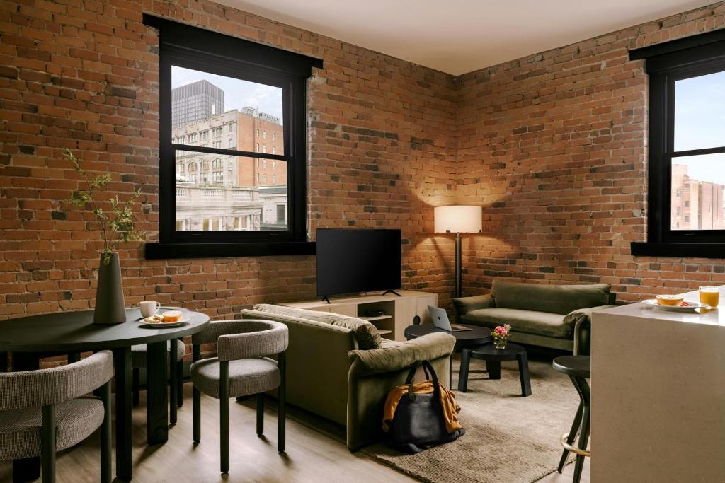 Sonder by Marriott Bonvoy Apollon Apartments Old Montreal - Resim 12