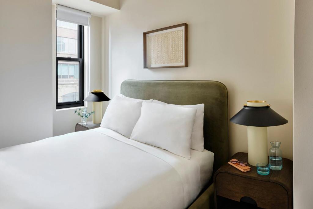 Sonder by Marriott Bonvoy The Nealon - Resim 29