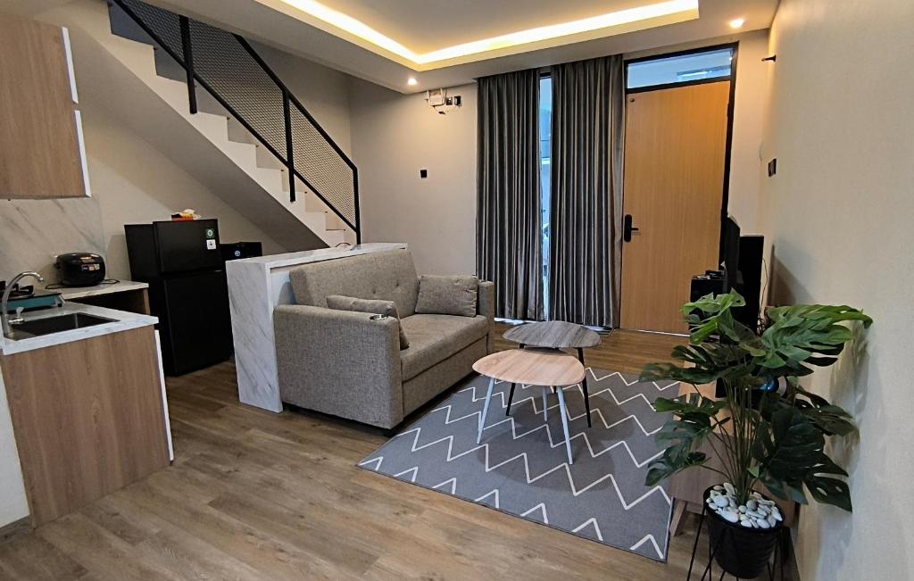 Η κουζίνα ή μικρή κουζίνα στο Villa Panderman Batu Malang