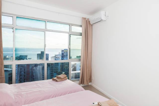  Luxury Surround Sea View Apartment