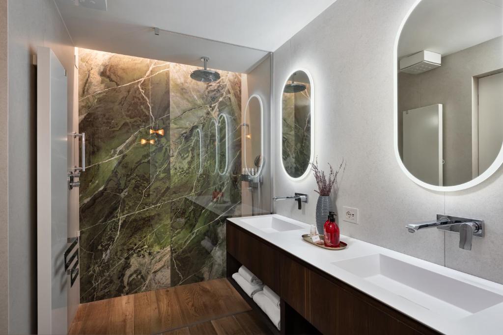 Poggio Paradiso Resort & Spa - Suite With Balcony