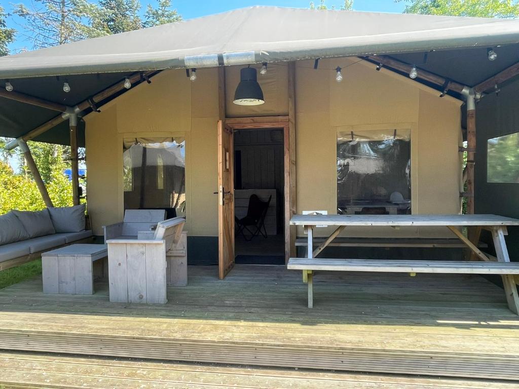 Fotografie z fotogalerie ubytování Luxe Safari Lodge 78 v destinaci Grou