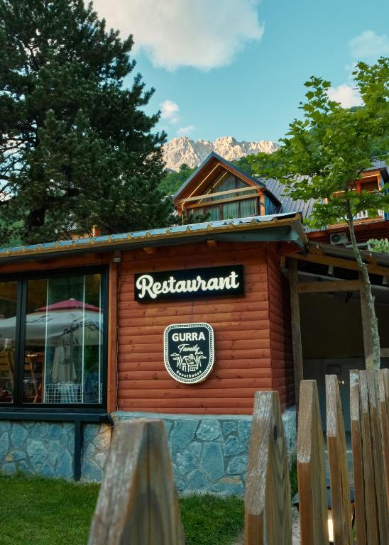 Certifikát, hodnocení, plakát nebo jiný dokument vystavený v ubytování 'Gurra Family' Guesthouse