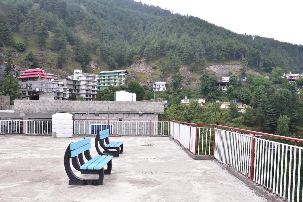 Green view Guest House - Triple Room With Mountain View