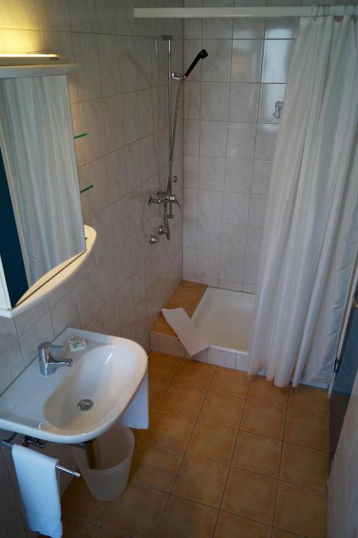 Koupelna v ubytování Hotel Victoria