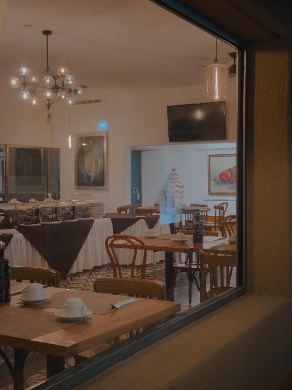 Restaurace v ubytování Hotel Los Patios