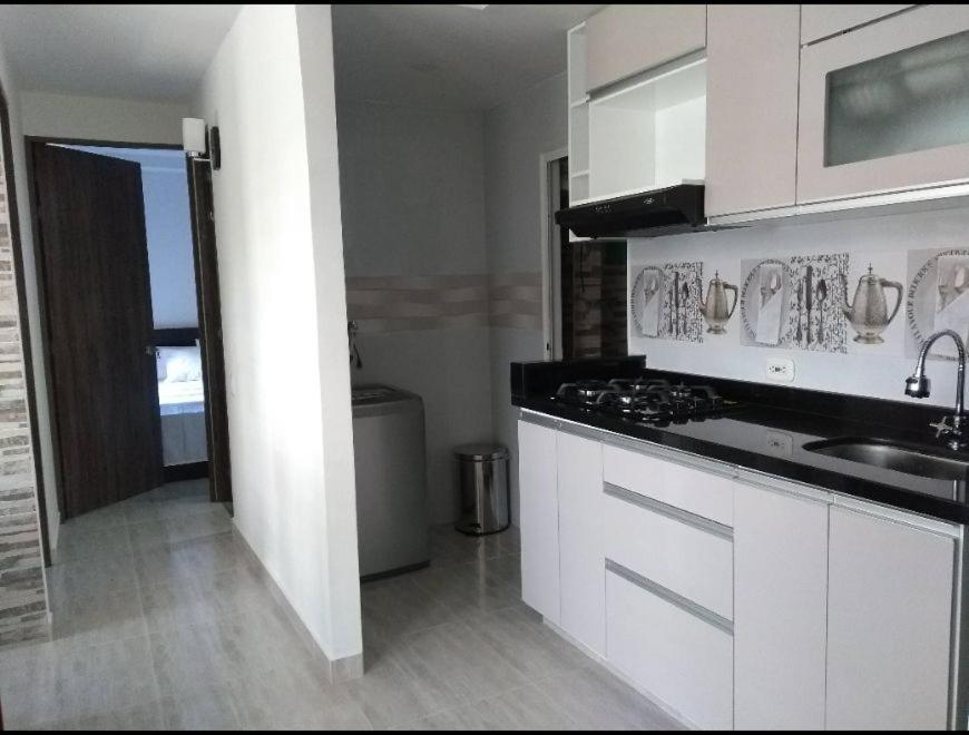 Kuchyň nebo kuchyňský kout v ubytování Campestre apartamento amoblado
