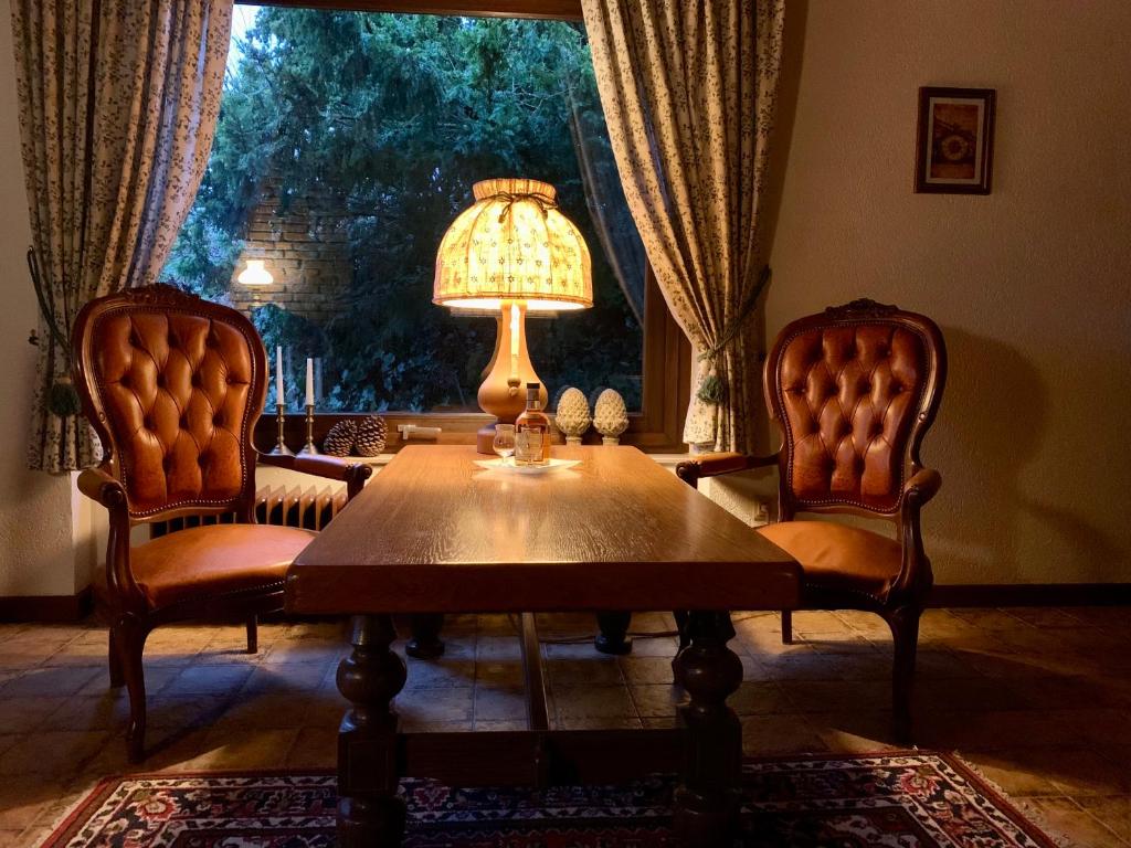 Posezení v ubytování Hotel Haus Eggewald