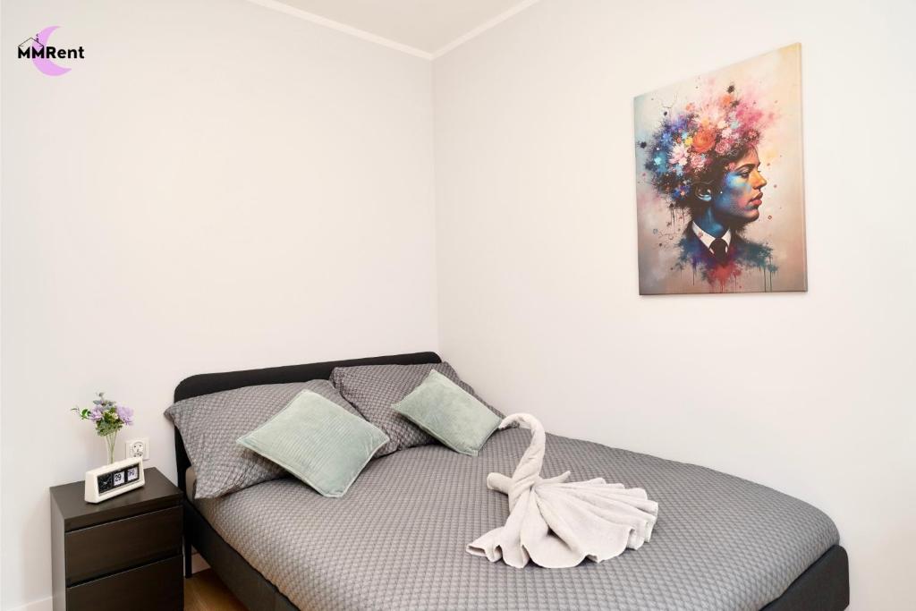 Giường trong phòng chung tại MMRent Dream Studio