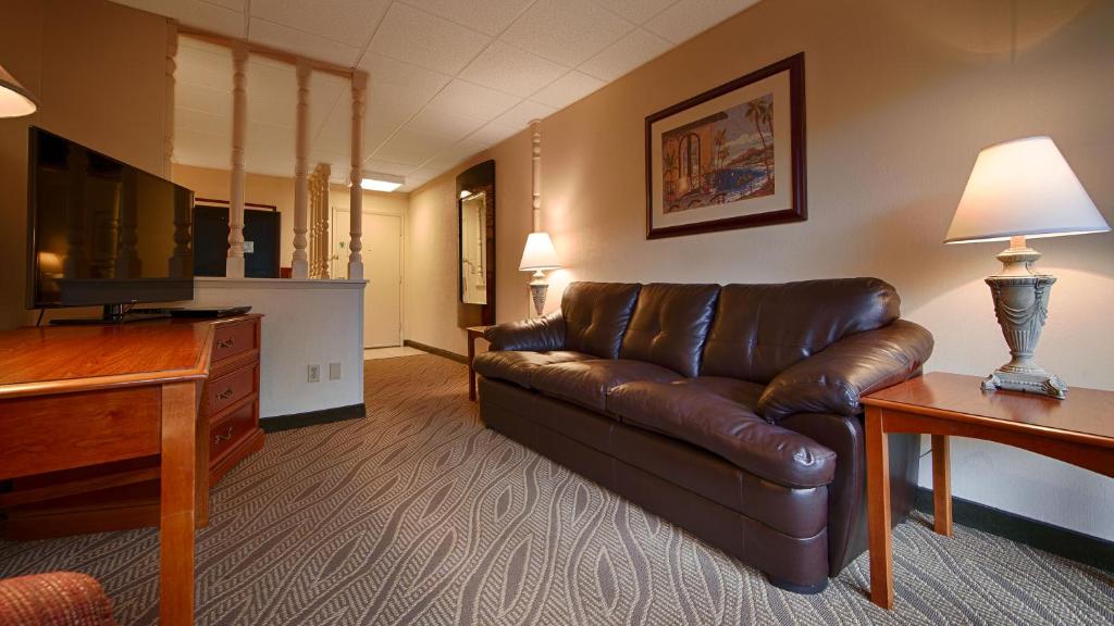 Best Western Naples Inn & Suites photo