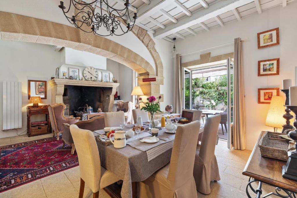 Posezení v ubytování L'ORANGERIE Chambres d'hotes de charme
