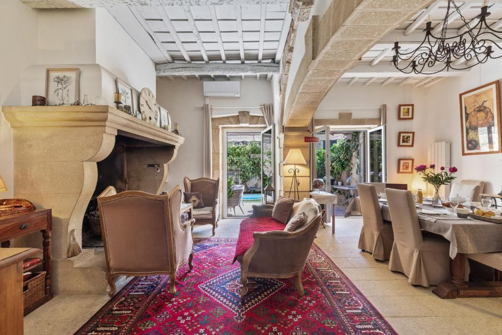 Posezení v ubytování L'ORANGERIE Chambres d'hotes de charme