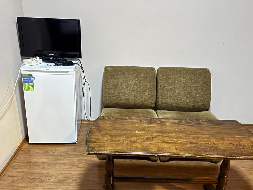 TV a/nebo společenská místnost v ubytování HOTEL IMERETI TBILISi