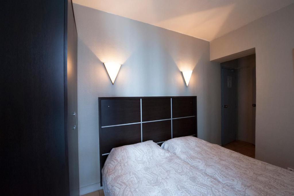 Hotel du Globe 18 - Resim 12