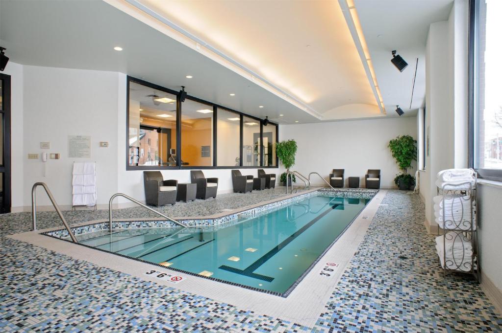 Hilton Garden Inn Portland Downtown Waterfront photo