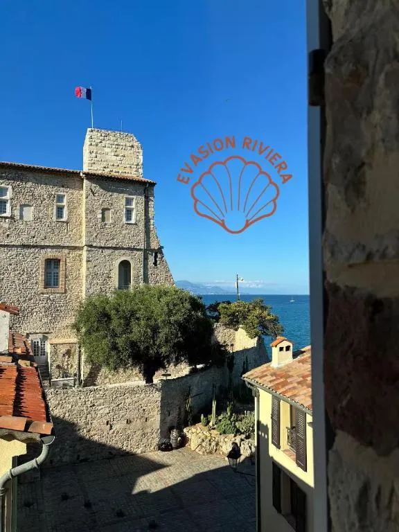 La Pablita by Evasion Riviera, Vieil Antibes, Remparts