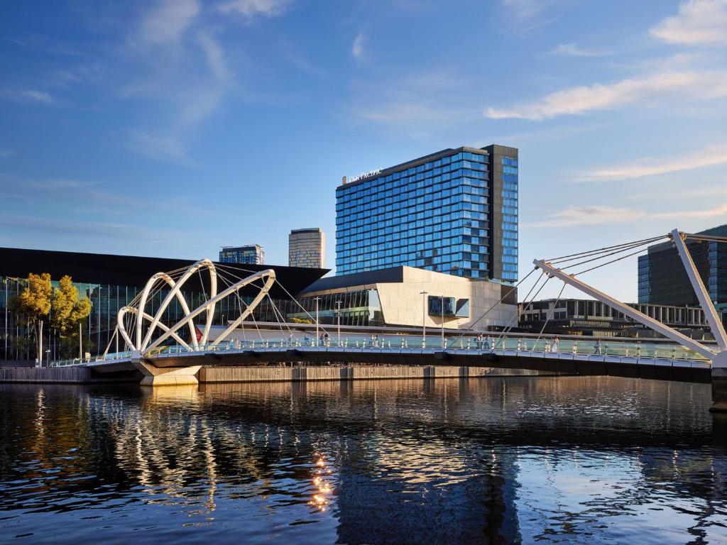 Pan Pacific Melbourne photo