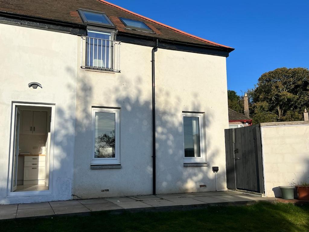 37 Kaimes Rd