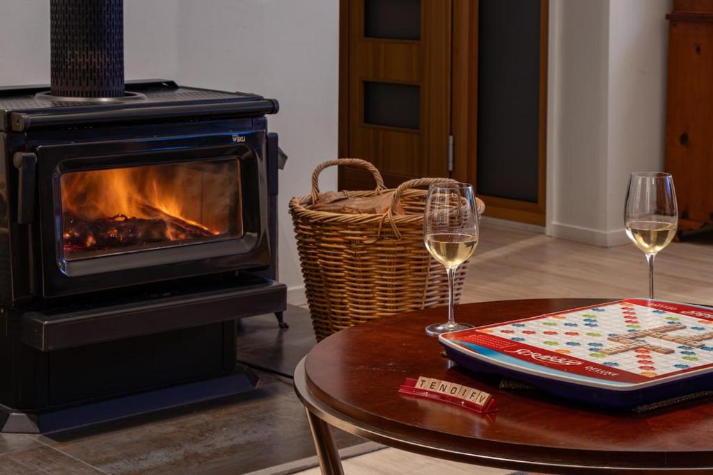 Sunrise Serenity with Hot Tub - Resim 22