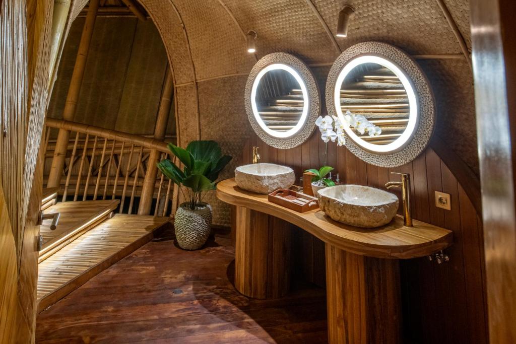 Foto dalla galleria di Ulaman Eco Luxury Resort a Tabanan