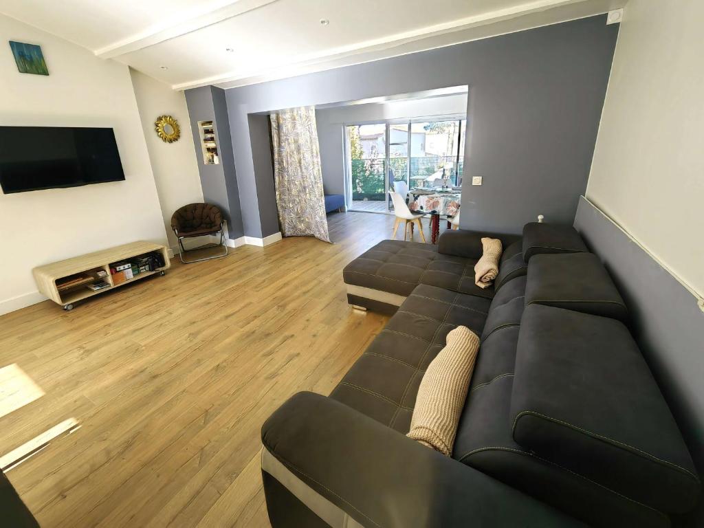 Photo de la galerie de l'établissement Spacieuse villa climatisée T3, 6pers, proche plage - FR-1-607-222, au Cap d'Agde