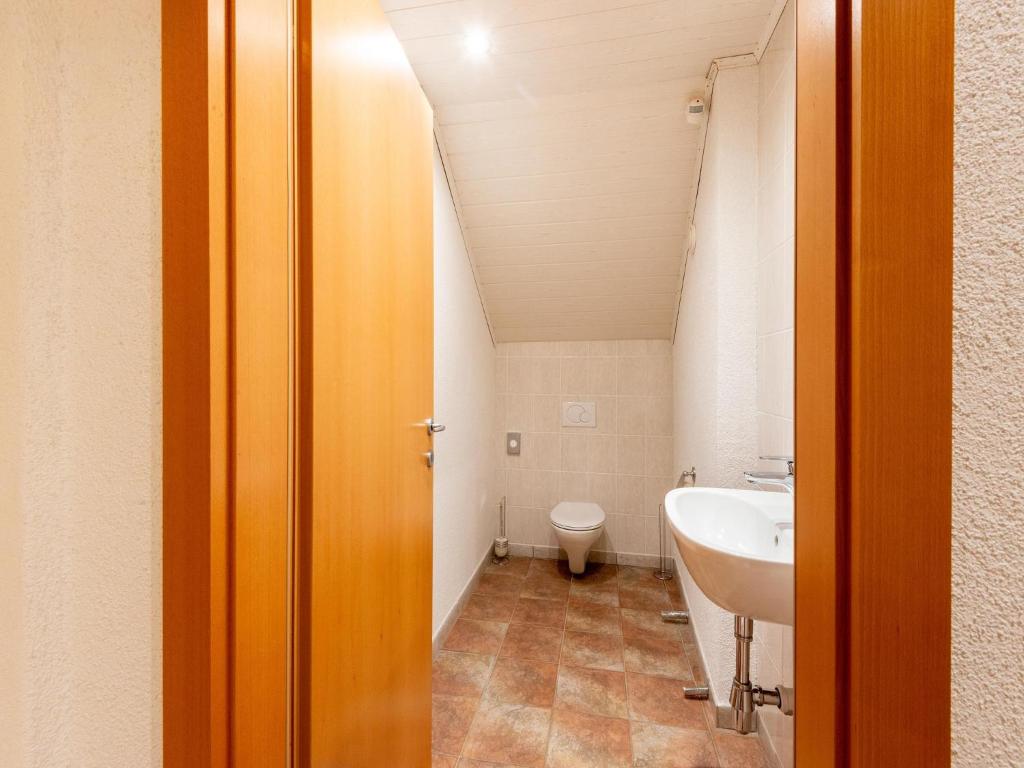 Koupelna v ubytování Magnificent flat with panoramic views, cleaning included