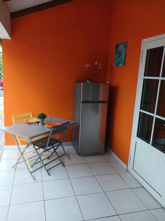 Kuchyň nebo kuchyňský kout v ubytování Résidence Le Petit Belvédère