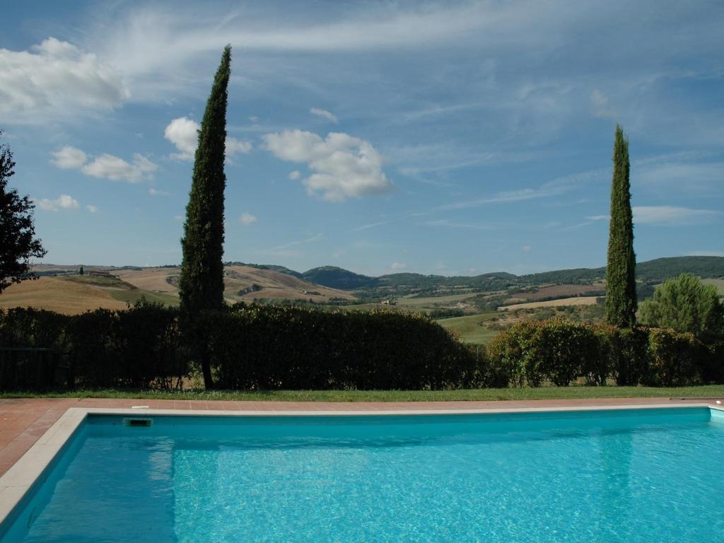 The swimming pool at or close to Modern Farmhouse in Pienza with Pool