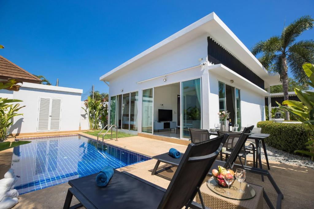 Kolam renang di atau dekat dengan Relaxing Holidays - 2BR Private Pool Villa Greens 8, Rawai
