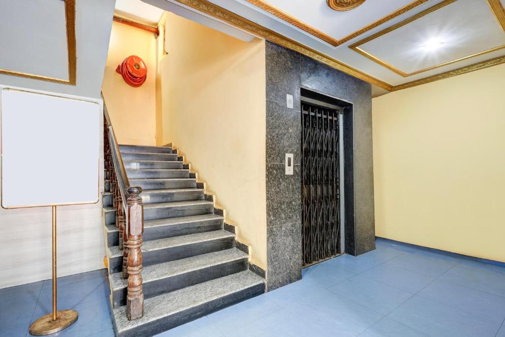 Fotografie z fotogalerie ubytování Super Hotel O Rayagada Downtown v destinaci Rāyagada