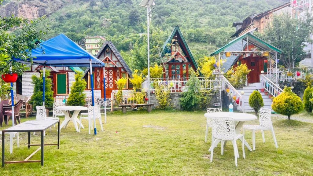 Giardino di A Shape River Side Cabin