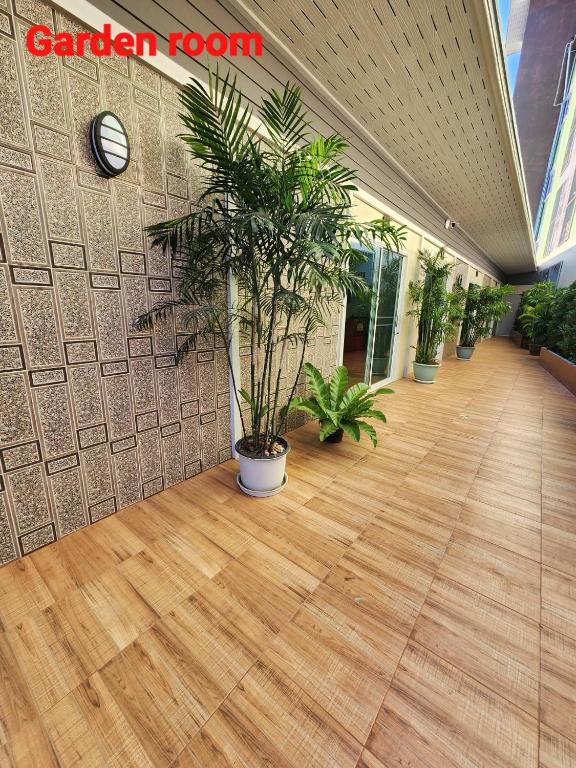 Lert Sri Hotel - 花园景大号床间