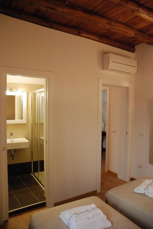 Wallace Luxury Home - 19