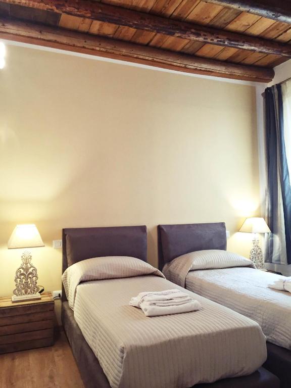 Wallace Luxury Home - 16