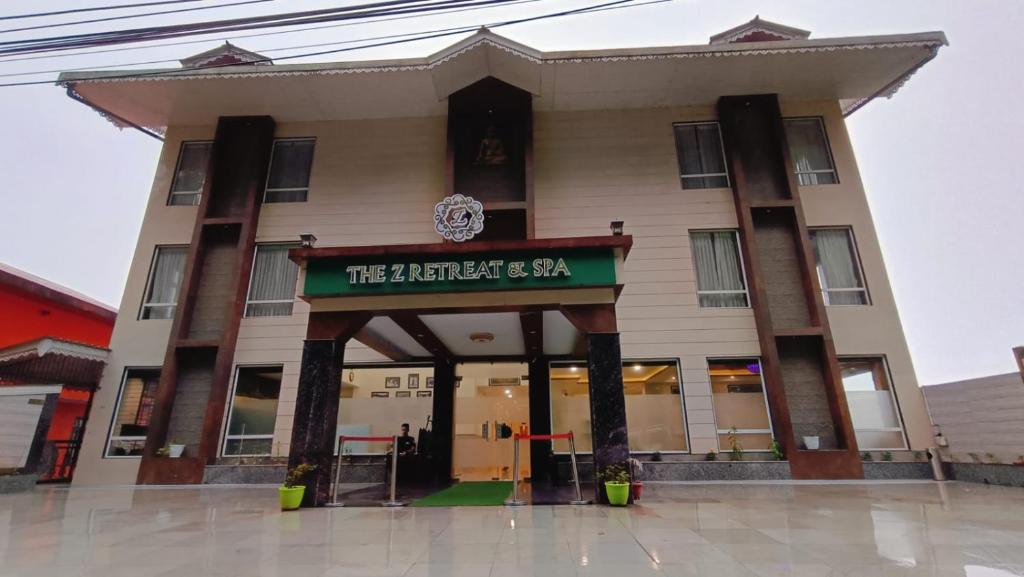 ด้านหน้าอาคารหรือทางเข้าของ Staynest Retreat and Spa Gangtok with Parking & Swimming Pool