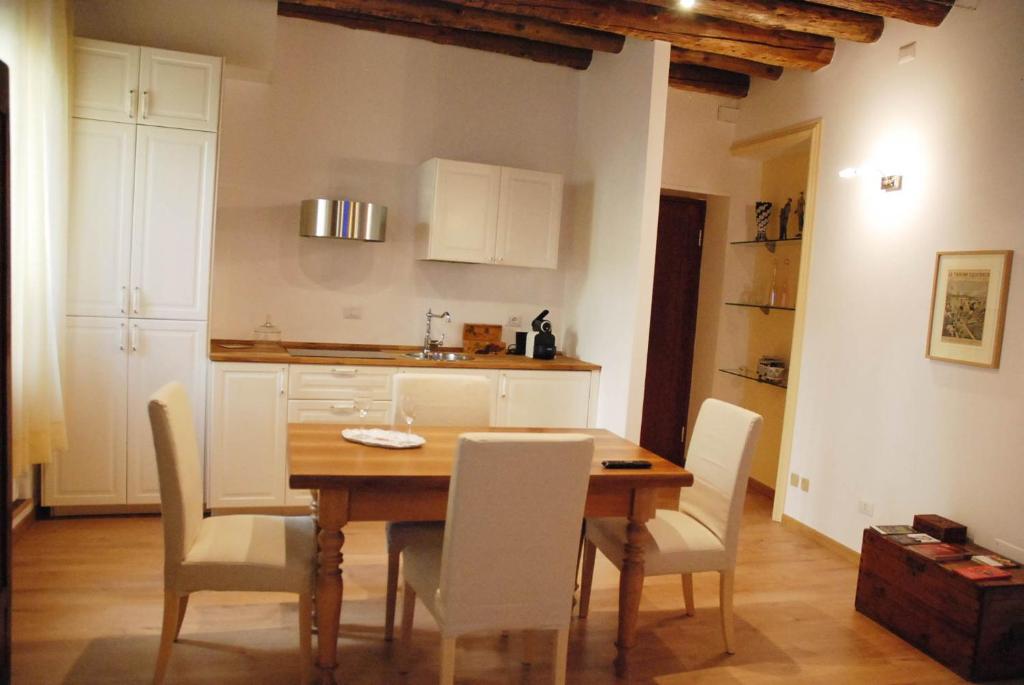 Wallace Luxury Home - 5