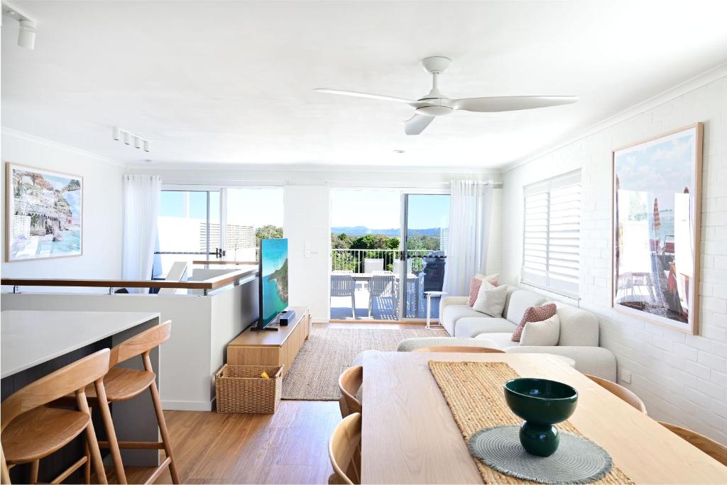 Χώρος καθιστικού στο Casa Katharina – Your Coastal Escape on Noosa Hill