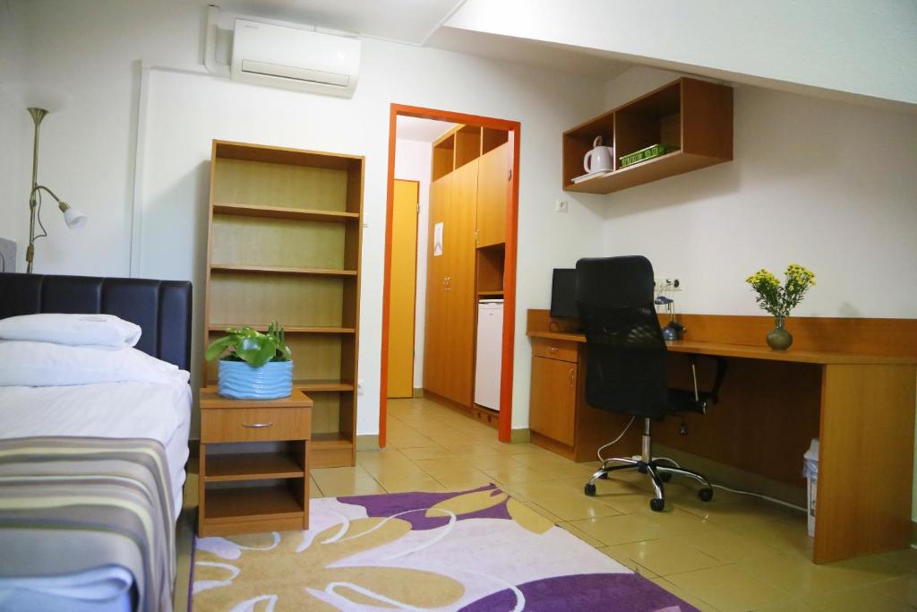 Auguszta Hotel - Resim 25