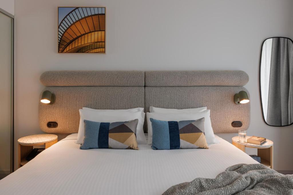 
Studio Executive Apartment
