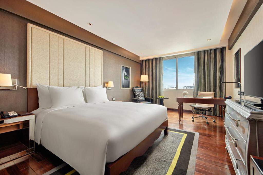 Classic King Room - Complimentary daily chocolate hour 5-6pm