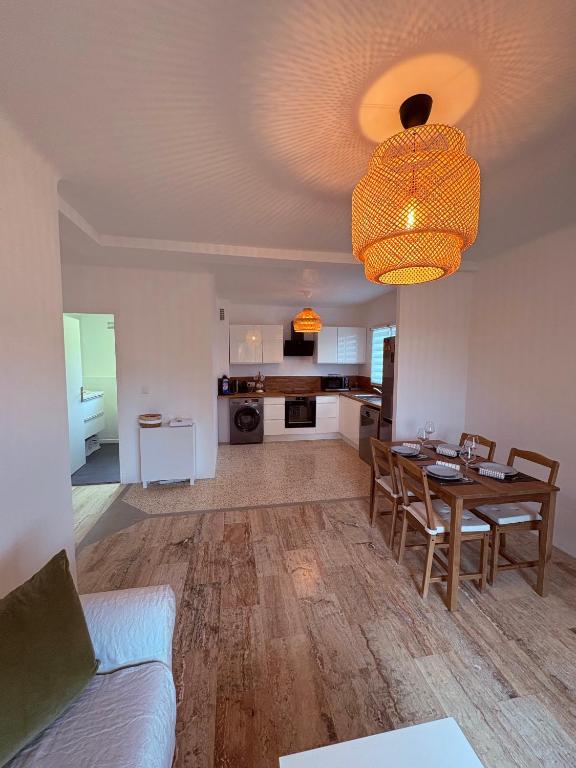 Photo de la galerie de l'établissement Appartement cosy à Vence, à Vence